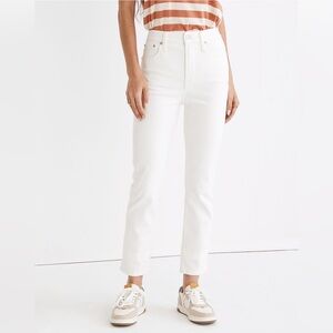 EUC The Curvy Perfect Vintage Jean